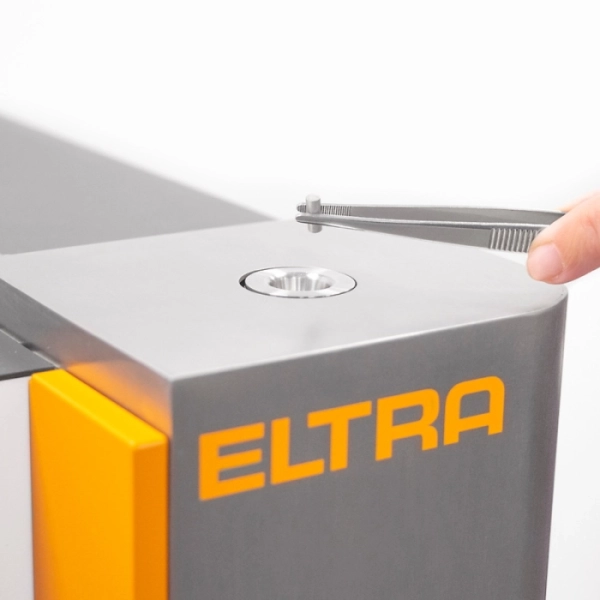 Analyzer of oxygen / nitrogen / hydrogen ELEMENTRAC ONH-p 23